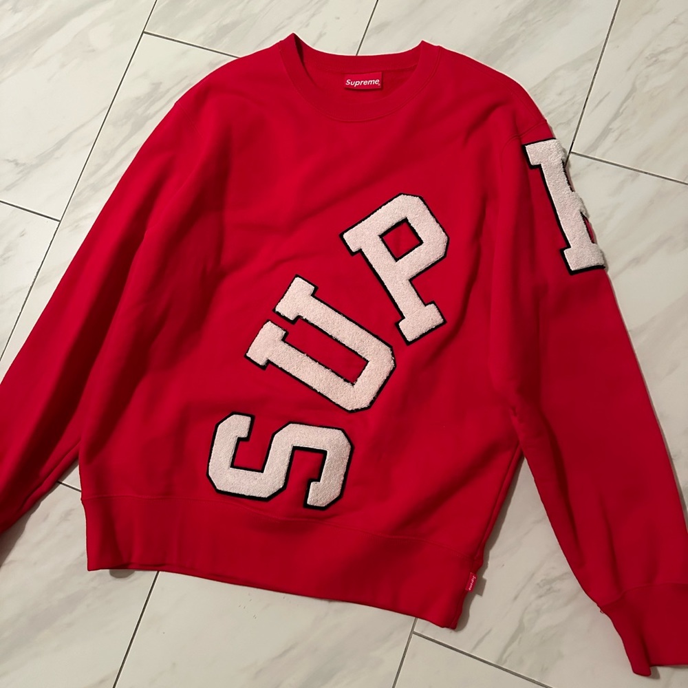 Supreme red crew neck sweatshirt